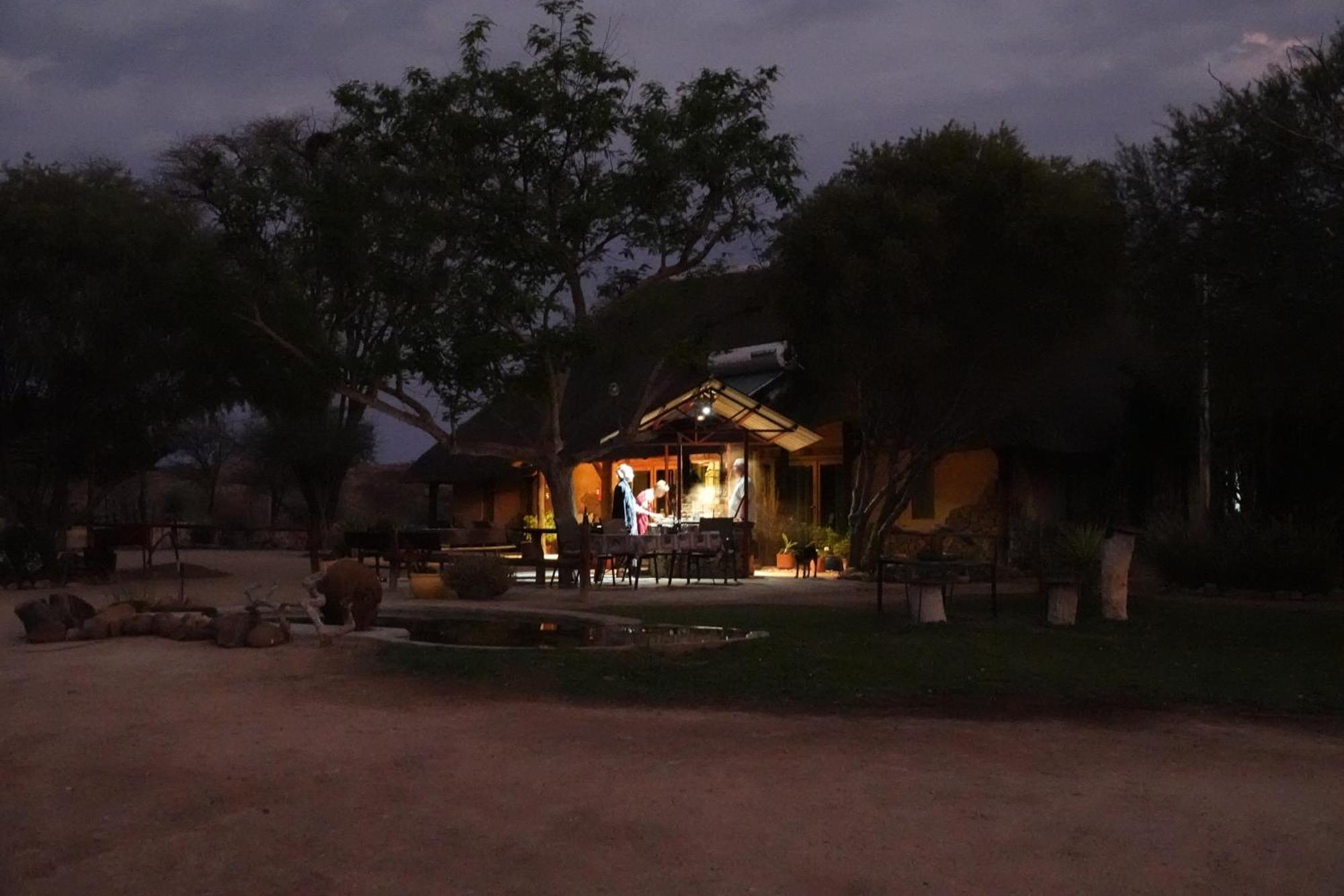 מלון אומרורו Camp Mara מראה חיצוני תמונה